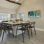 Old House * אמבלסייד
